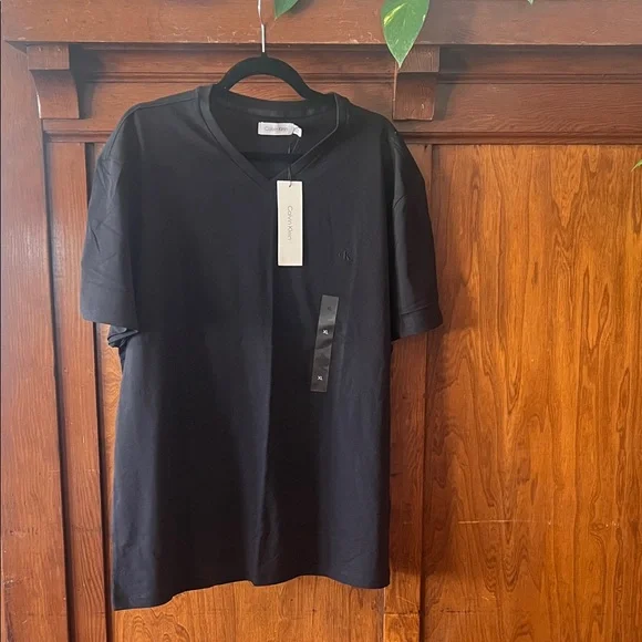 NWT Calvin Klein Men's Black Short Sleeve Tee Shirt - Picture 1 of 3